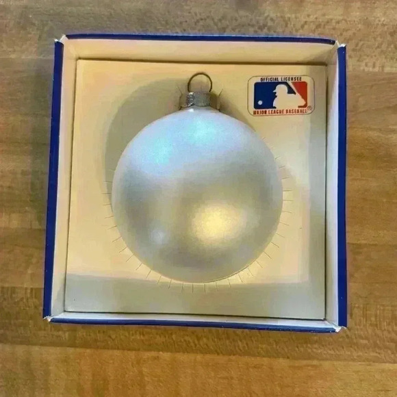 1987 Minnesota Twins World Champions Christmas Ornament - Picture 3 of 5